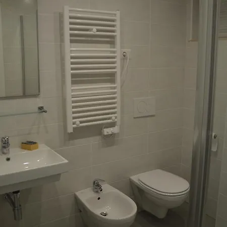 Suityrhome Rionemonti118 Roma